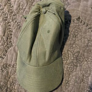 Green hat